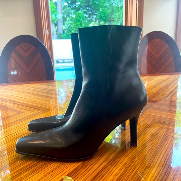 Gianni Bini size 8.5M ankle booties zipper rich brown like new - Picture 4 of 10